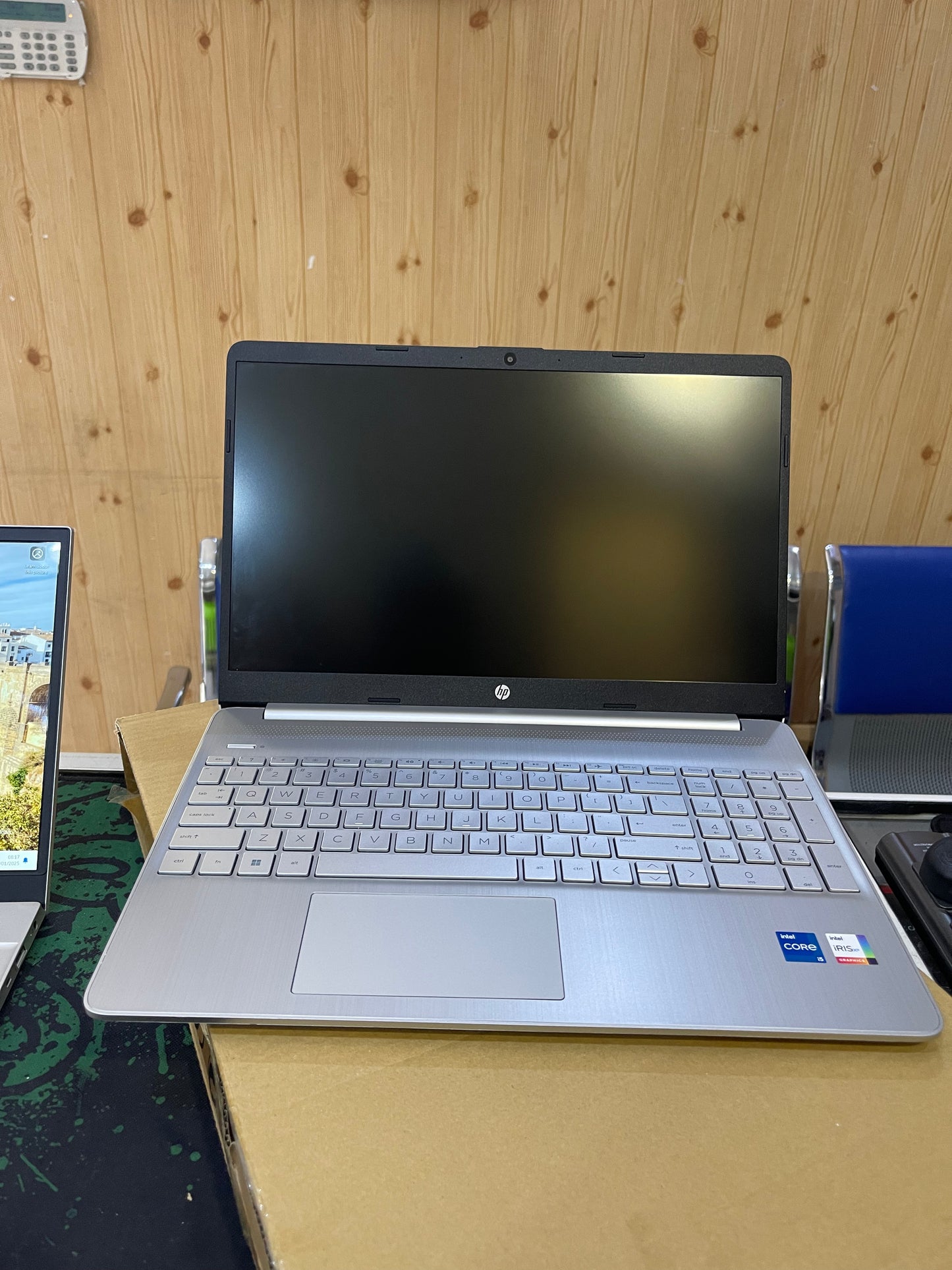 HP LAPTOP 15s-fr4xxx