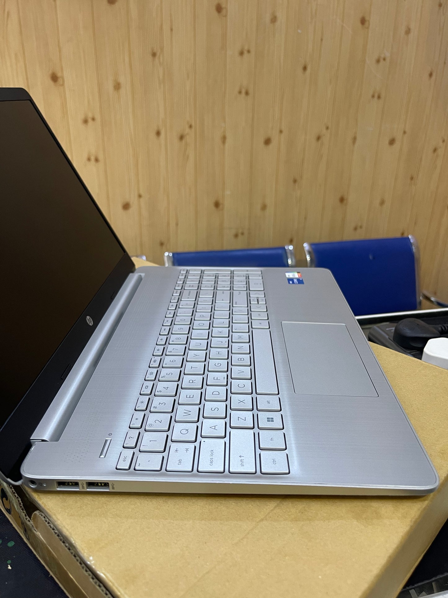 HP LAPTOP 15s-fr4xxx