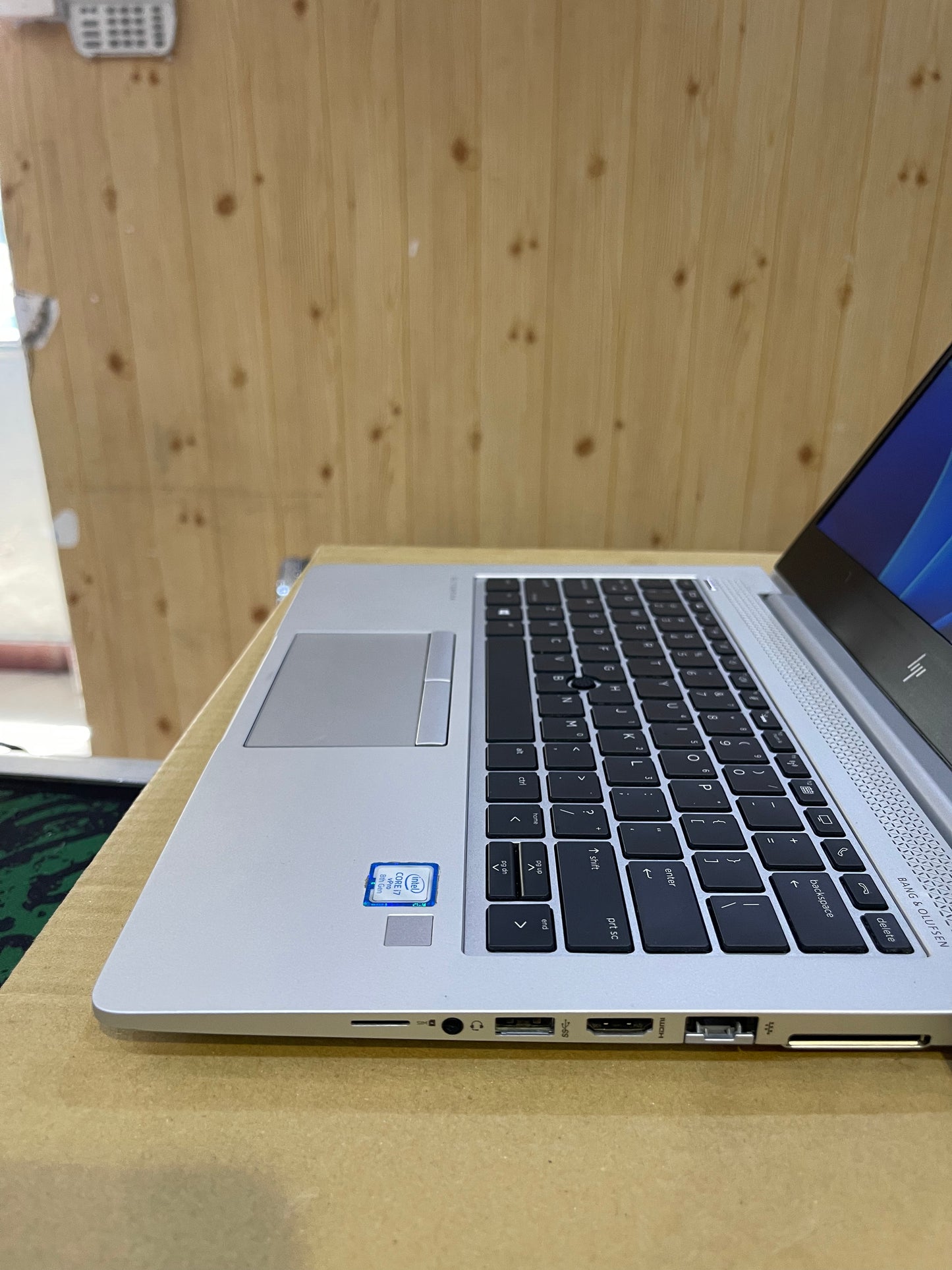 HP ELITEBOOK 830 G5