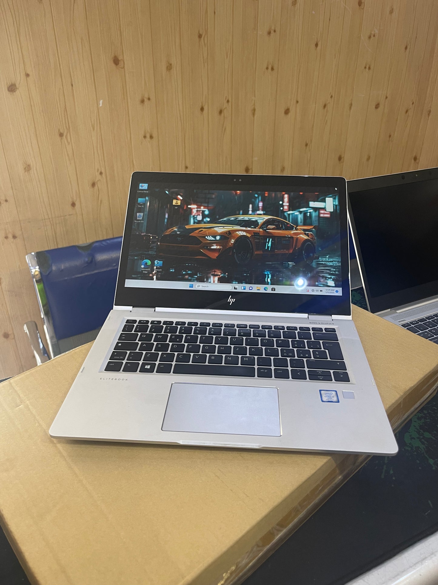 HP ELITEBOOK 1030 G2